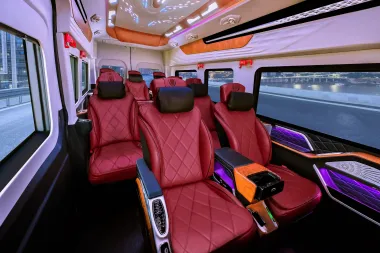 Limousine DK 12 chỗ thương gia